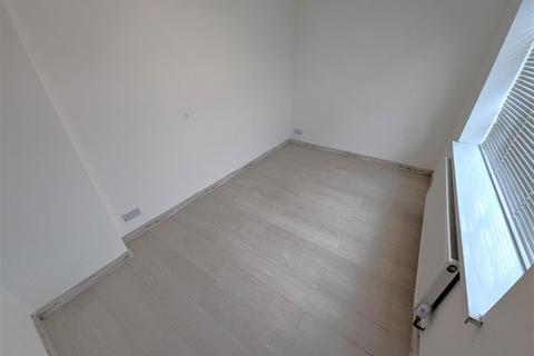 69 Willow Brook Road, Corby, NN17 2EE