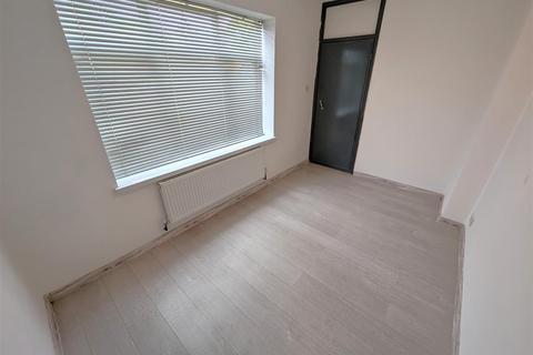69 Willow Brook Road, Corby, NN17 2EE