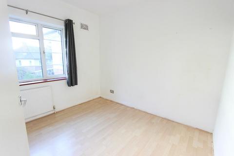 2 bedroom flat to rent, Nether Street, London N12