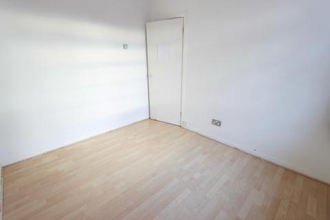 2 bedroom flat to rent, Nether Street, London N12