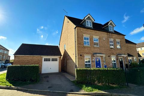 3 bedroom terraced house for sale, Williams Way, Northampton NN4