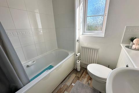 12 Williams Way, Grange Park, Northampton, NN4 5DS
