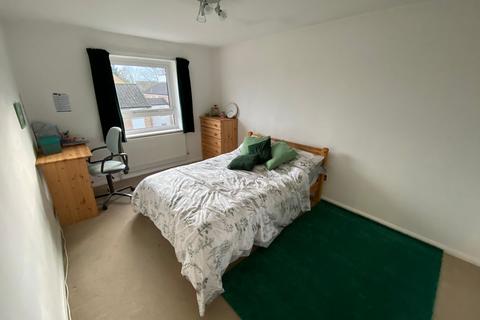 4 bedroom flat to rent, Woolford Close, Winchester, SO22