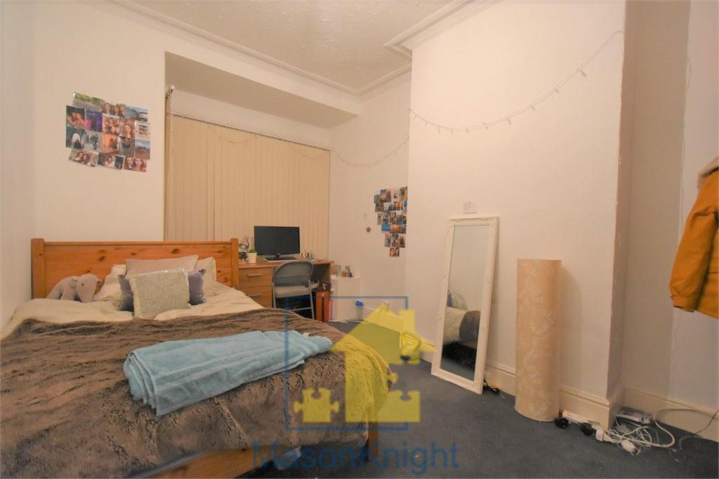GFF Bedroom.jpg
