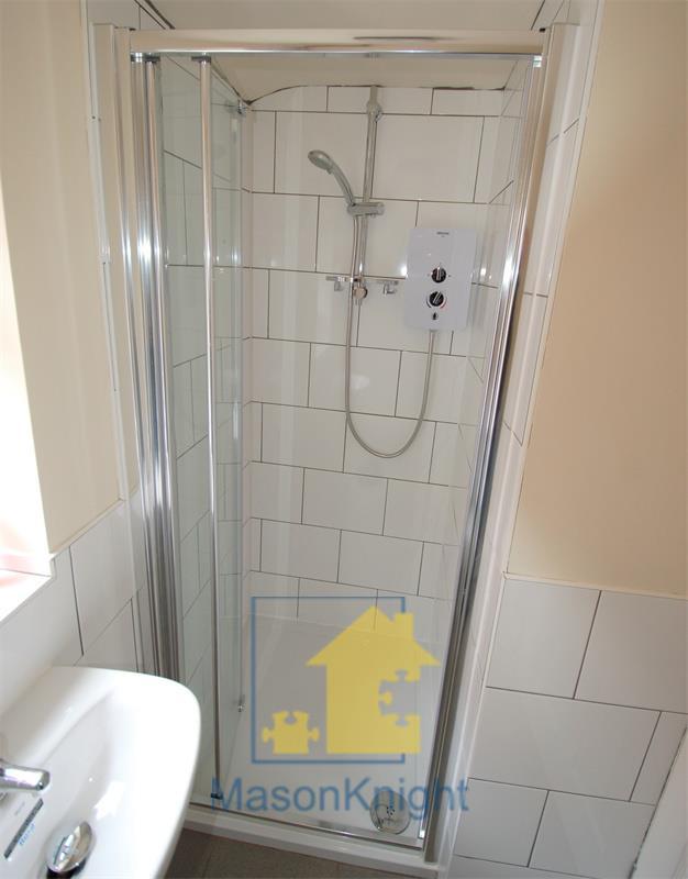 Bathroom 2a cropped.jpg