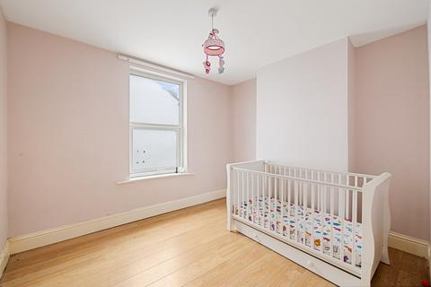 8 Balfour Road, Dover, CT16 2NQ