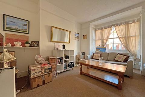 2 bedroom end of terrace house for sale, Greys Road, Eastbourne, BN20 8AZ