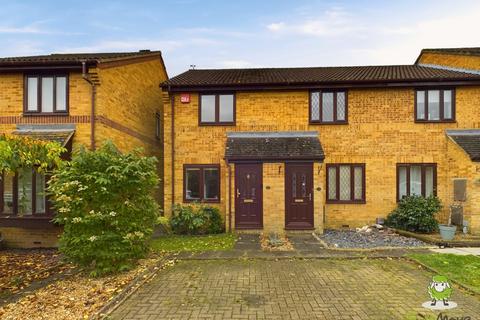 2 bedroom end of terrace house for sale, MEADOWLAND, CHINEHAM, BASINGSTOKE, HAMPSHIRE, RG24