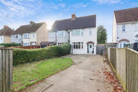 3 bedroom semi-detached house for sale, London Road, Hailsham