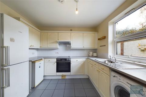 4 bedroom end of terrace house to rent, Coronation Avenue, Bristol BS16