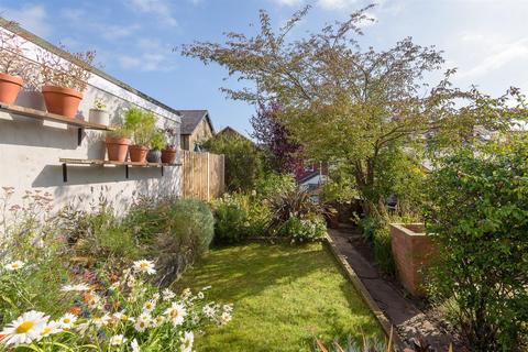 3 bedroom end of terrace house for sale, Brighton Terrace Road, Crookes S10