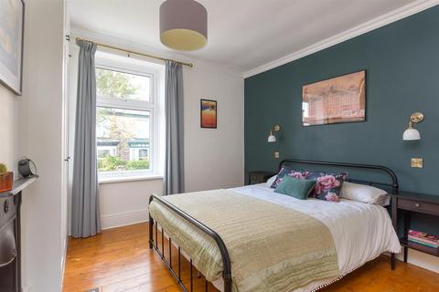 3 bedroom end of terrace house for sale, Brighton Terrace Road, Crookes S10