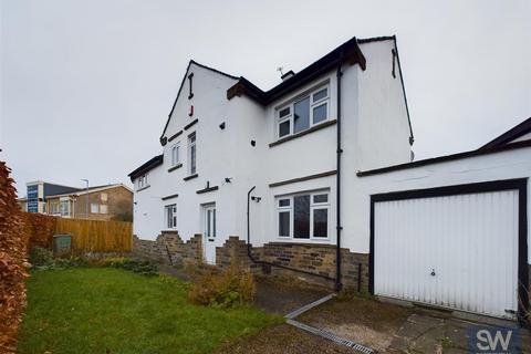 4 bedroom detached house to rent, Tranfield Close, Leeds