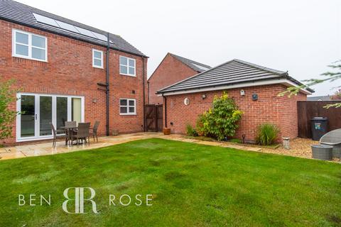 4 bedroom detached house for sale, Tanners Close, Whittle-Le-Woods, Chorley