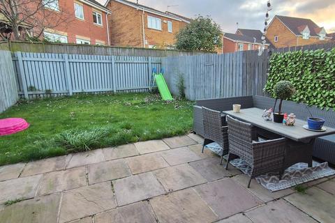 3 bedroom semi-detached house for sale, Dewberry Gardens, Forest Town, NG19