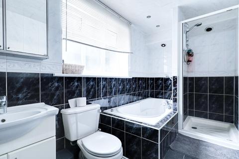 17 Church View, Aveley, South Ockendon, RM15 4LH