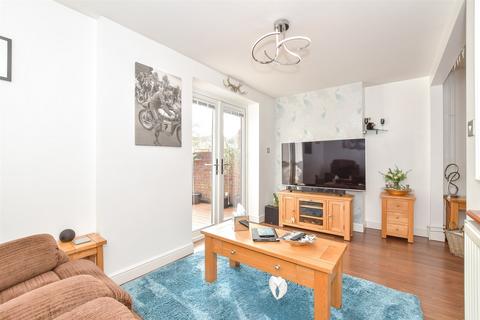 3 bedroom terraced house for sale, Bunting Gardens, Waterlooville, Hampshire