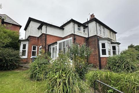 2 bedroom block of apartments for sale, Valley Road, Scarborough