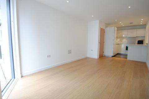 1 bedroom apartment to rent, Waterhouse Apartments, Saffron Central Square, Croydon, CR0