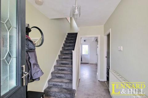 36 Clarkebourne Drive, Grays, RM17 6ET