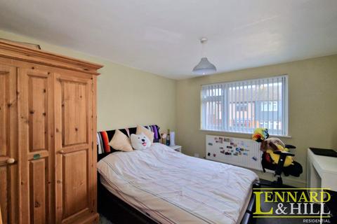 36 Clarkebourne Drive, Grays, RM17 6ET