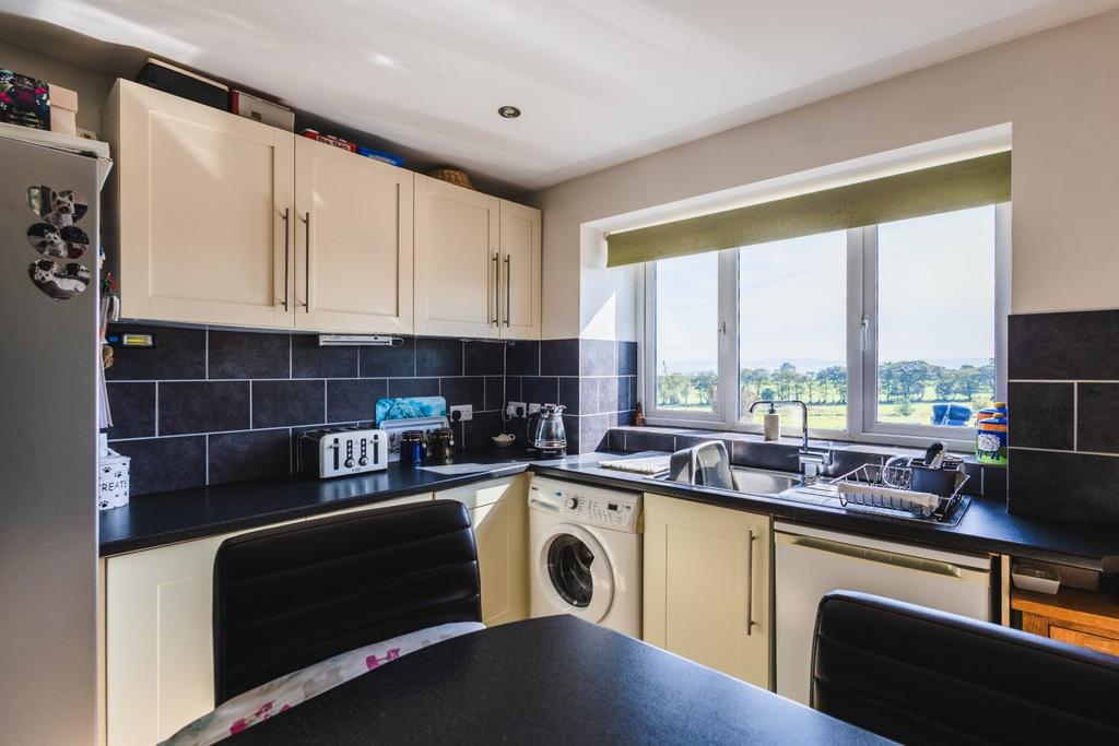 Kitchen/Dining Room  1