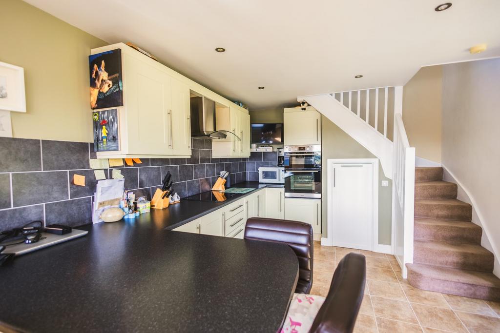 Kitchen/Dining Room 1