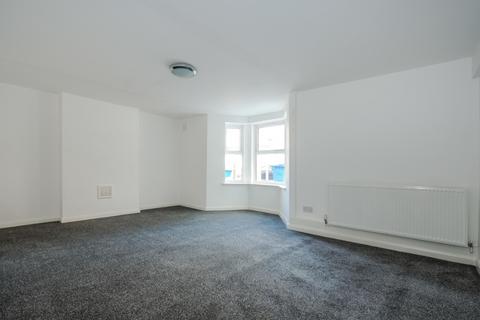 2 bedroom flat to rent, Fenwick Road Peckham Rye SE15