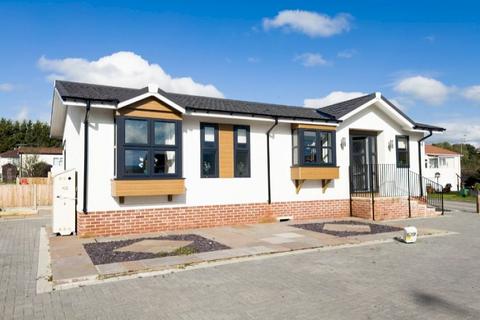 2 bedroom park home for sale, St Brelades Residential Park, , Crouch House Road TN8