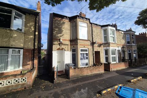 2 bedroom end of terrace house for sale, Goddard Avenue, Hull, HU5 2BA