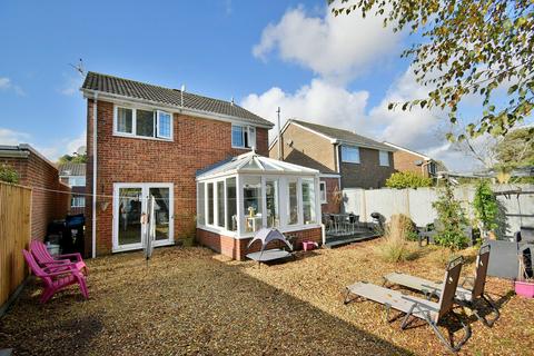 3 bedroom detached house for sale, Fitzpain Close, West Parley, Ferndown, BH22