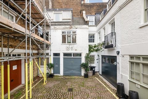 2 bedroom mews for sale, Lancaster Mews, Bayswater, London, W2