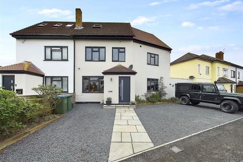 6 First Avenue, West Molesey, KT8 2QJ