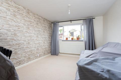 2 bedroom flat for sale, The Gills, Otley LS21