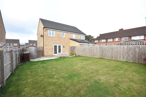 3 bedroom semi-detached house for sale, South Parkway, Seacroft, Leeds, West Yorkshire