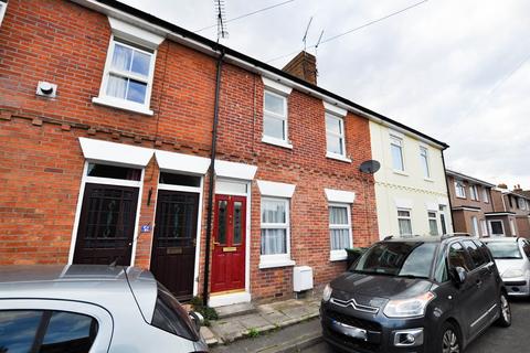 3 bedroom terraced house to rent, Crescent Road, Wimborne, BH21