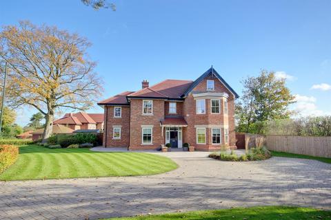 5 bedroom detached house for sale, Old College Drive, Beverley