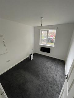 1 bedroom flat to rent, Savick Avenue, Bolton