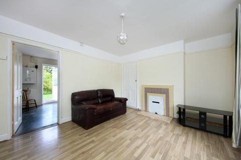 3 bedroom house to rent, Eastcote Lane, UB5