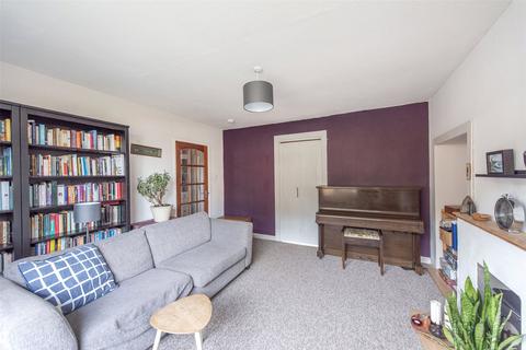 3 bedroom terraced house for sale, 40 Underwood Cottages, Cambusbarron, FK7