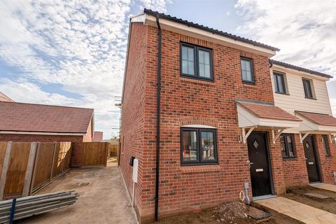 2 bedroom semi-detached house for sale, Jackdaw Way, Kennett CB8