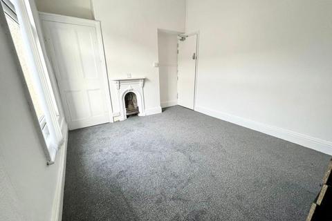 2 bedroom terraced house to rent, Middlesbrough TS1