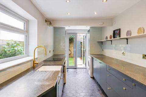 3 bedroom semi-detached house for sale, Carlton Street, Cheltenham, Gloucestershire, GL52