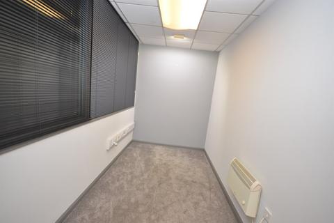 Property to rent, 128-130 Fowler Street, South Shields