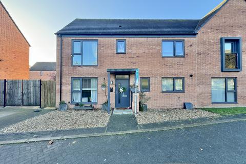 3 bedroom semi-detached house for sale, Manor House View, Allerton Bywater