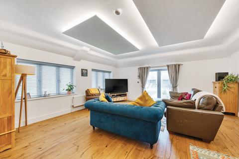 3 bedroom bungalow for sale, Hockford Lane, Reading RG7