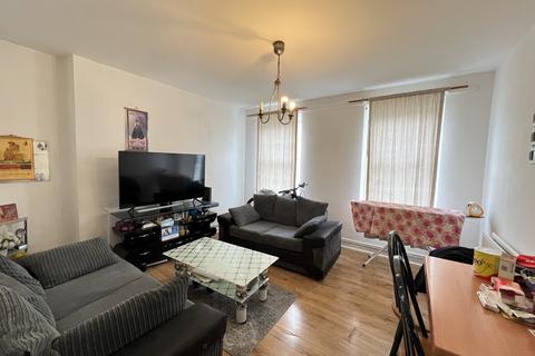 2 bedroom flat for sale, Scarlet Road, London SE6