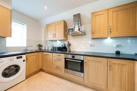 2 bedroom maisonette for sale, Warren Close, Farnham, Surrey, GU9