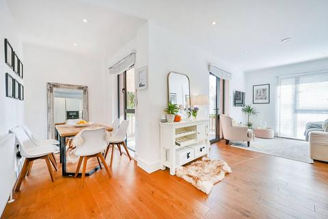 1 bedroom flat for sale, Salisbury Street, Acton, London, W3