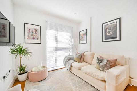 1 bedroom flat for sale, Salisbury Street, Acton, London, W3